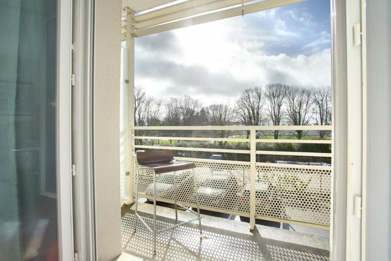 Suite-Home Orleans-Saran Eksteriør billede